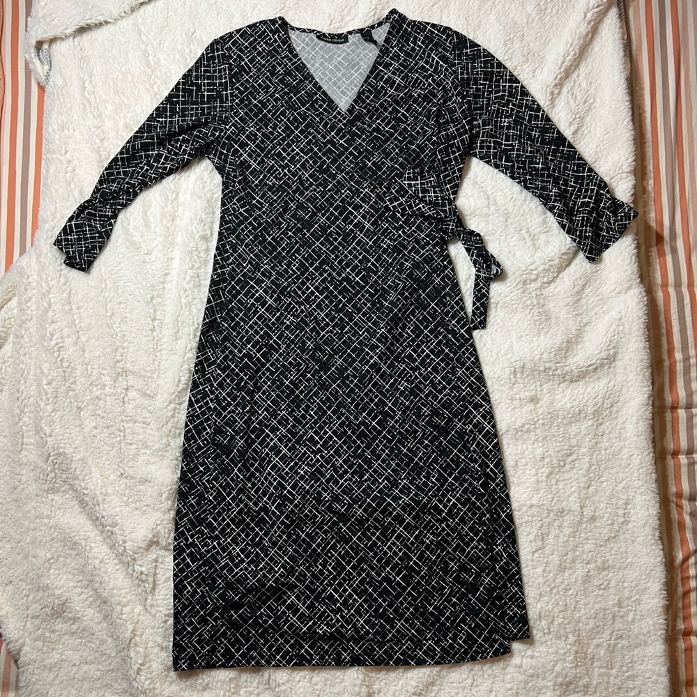 ✨Valerie Stevens Authentic Wrap Dress